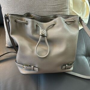 Tory Burch bucket bag